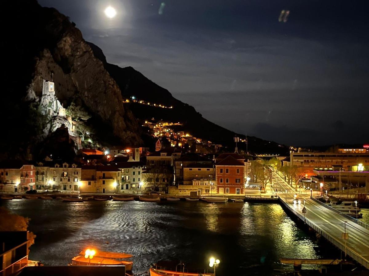 Apartamento Penthouse Maremonte Omiš Exterior foto